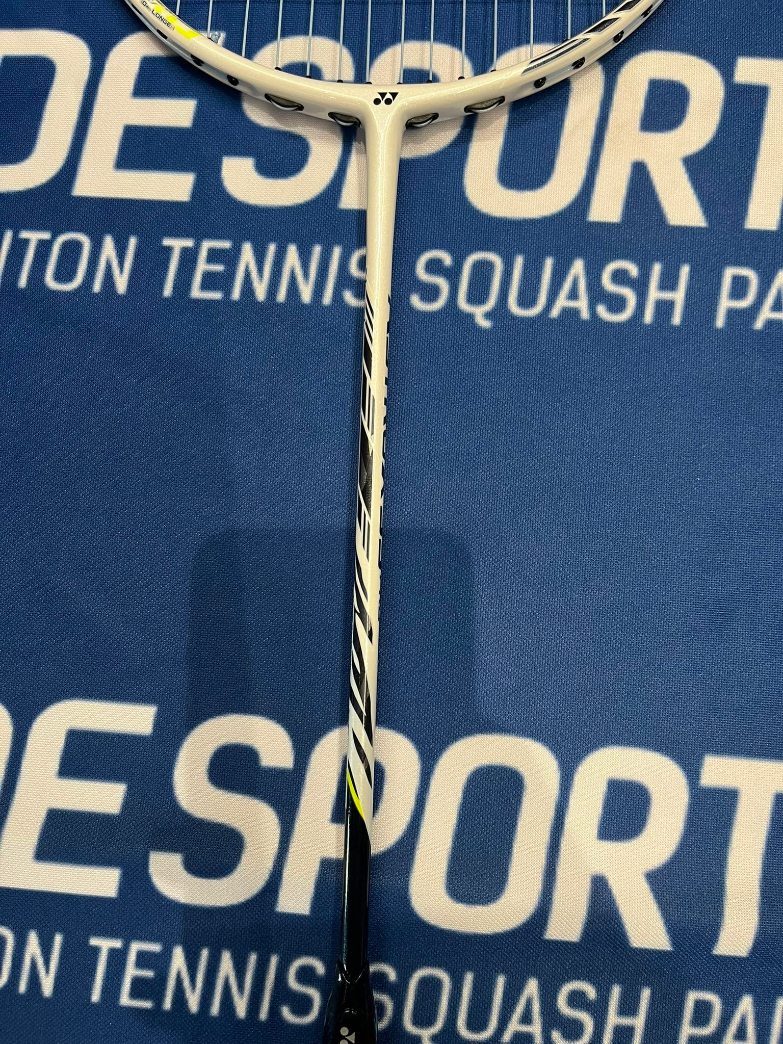 Raquette Yonex Astrox 99 Pro