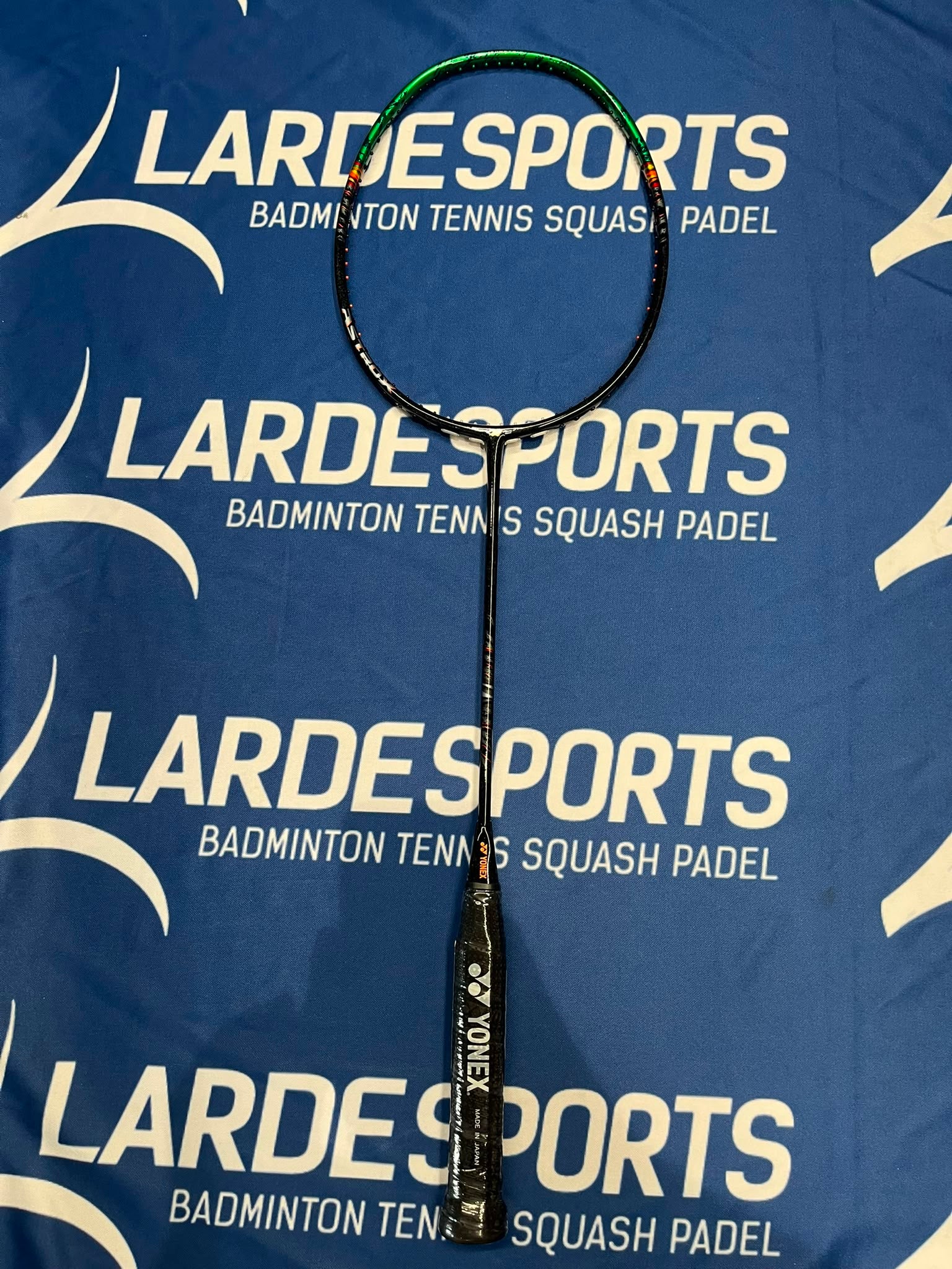 Raquette Yonex Astrox 99 Pro