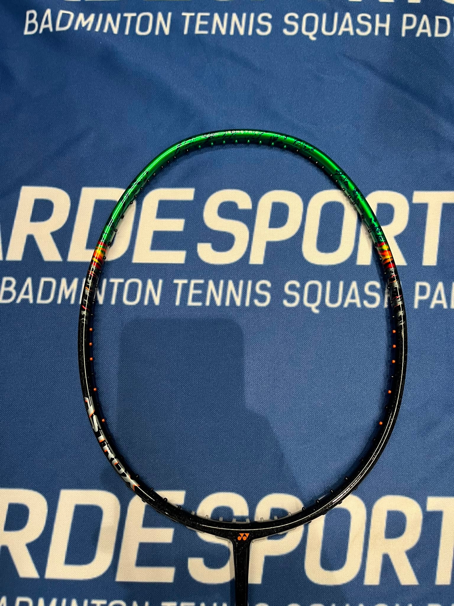 Raquette Yonex Astrox 99 Pro