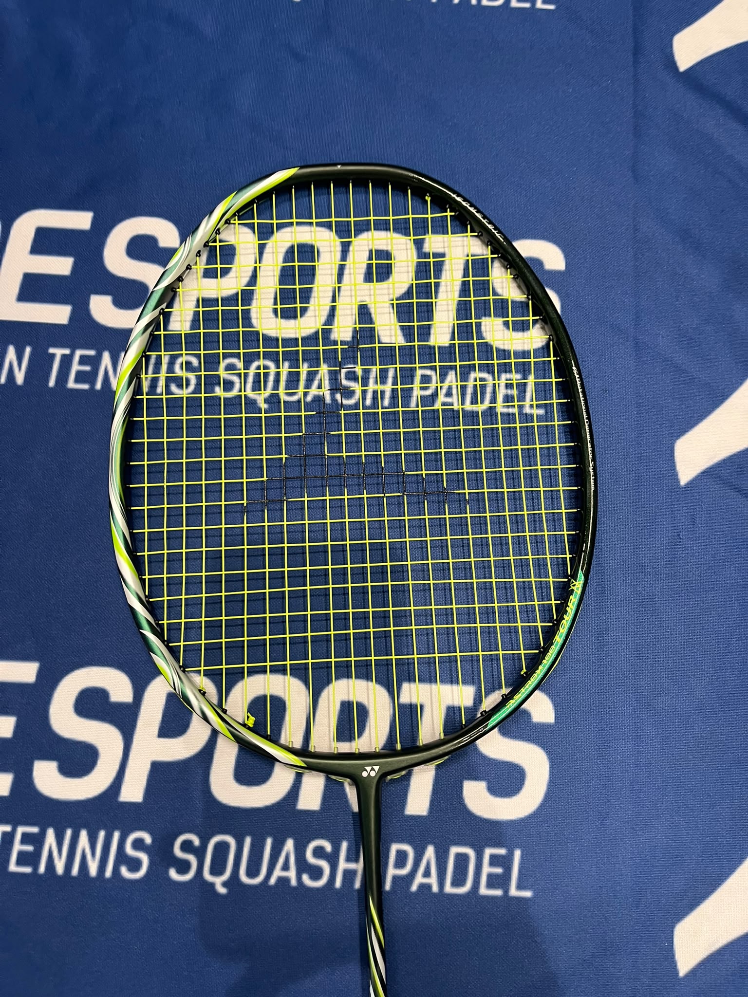 Raquette Yonex Astrox 100 Tour VA