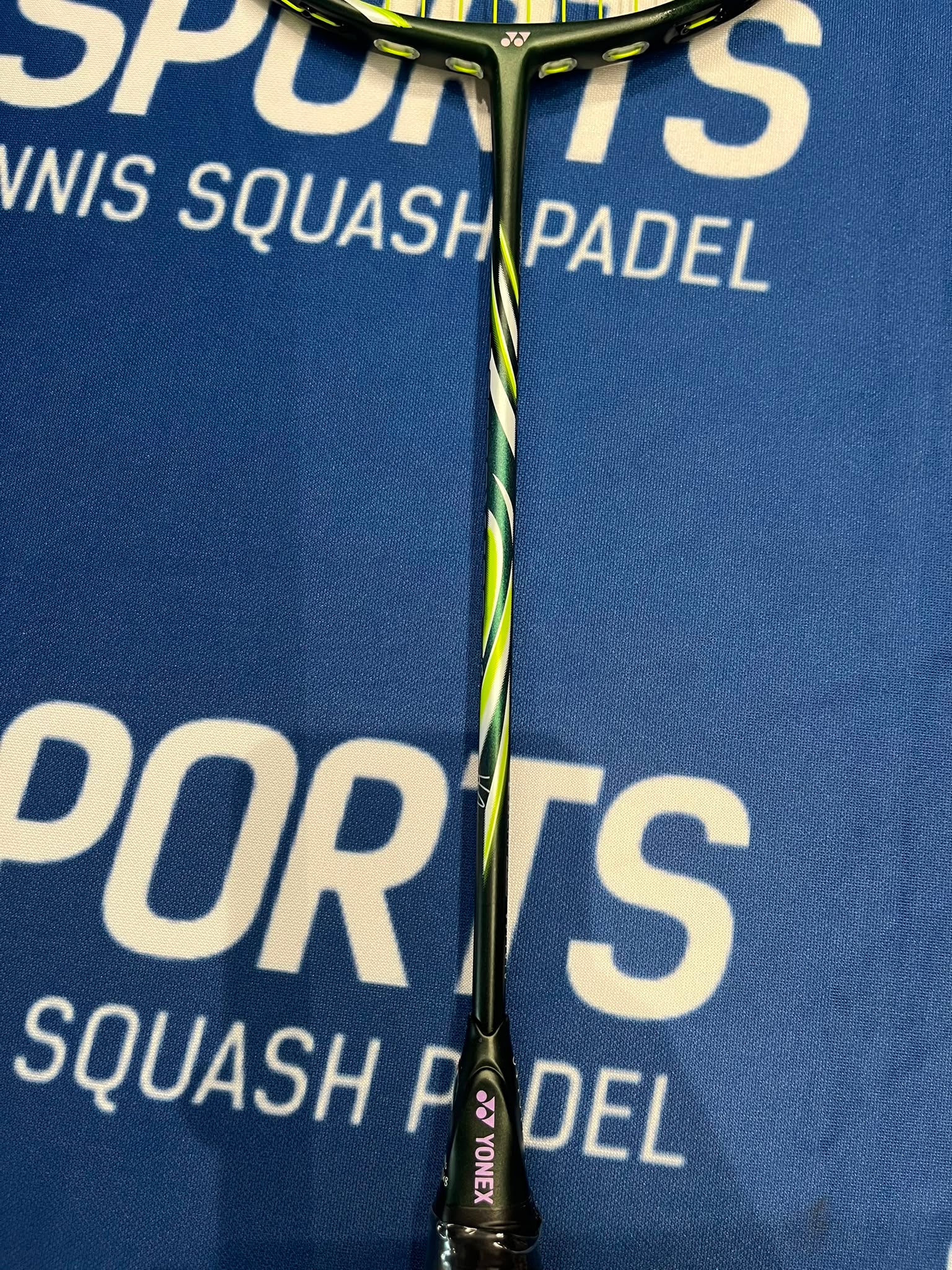 Raquette Yonex Astrox 100 Tour VA