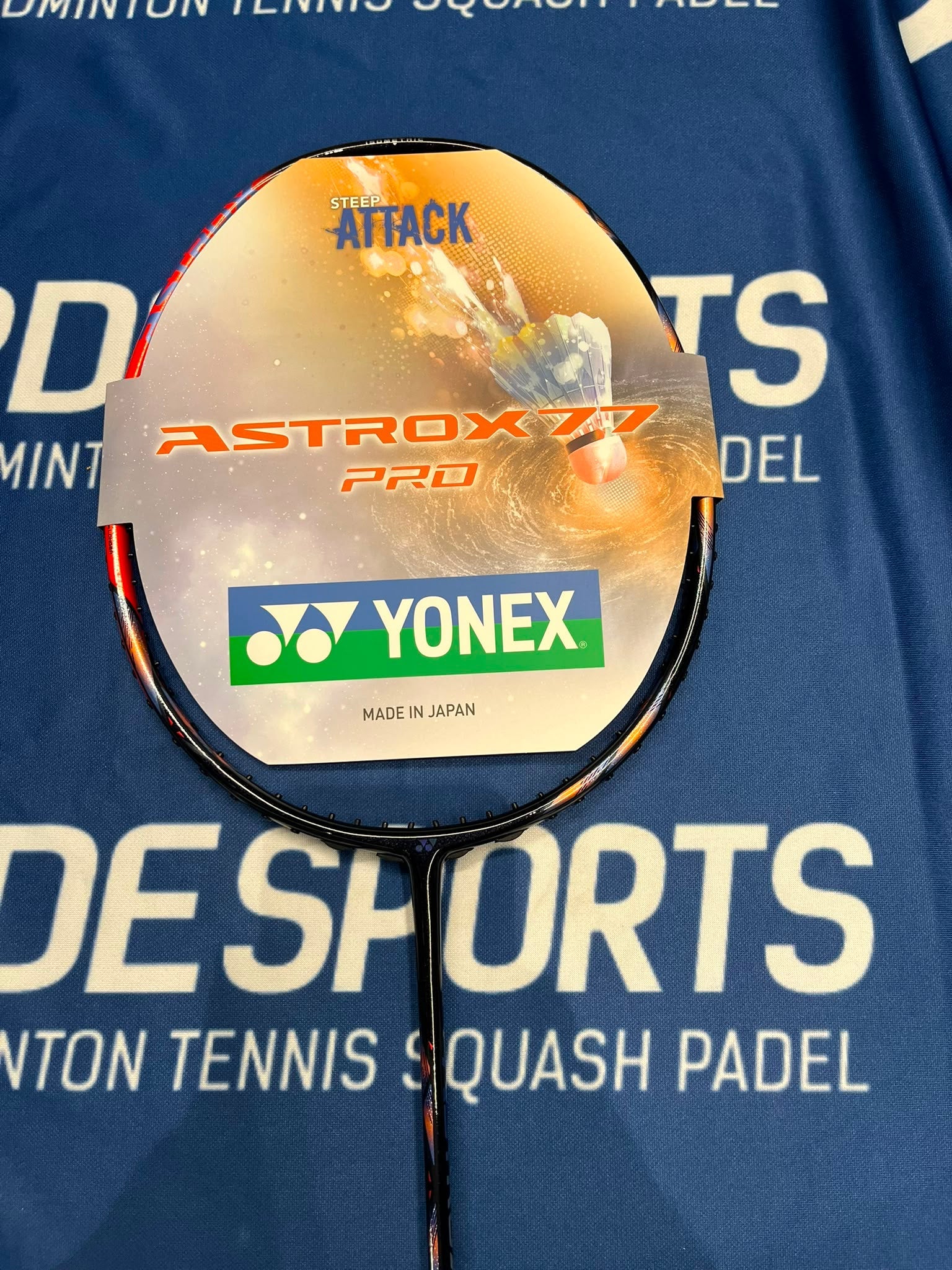 Raquette Yonex Astrox 77 Pro