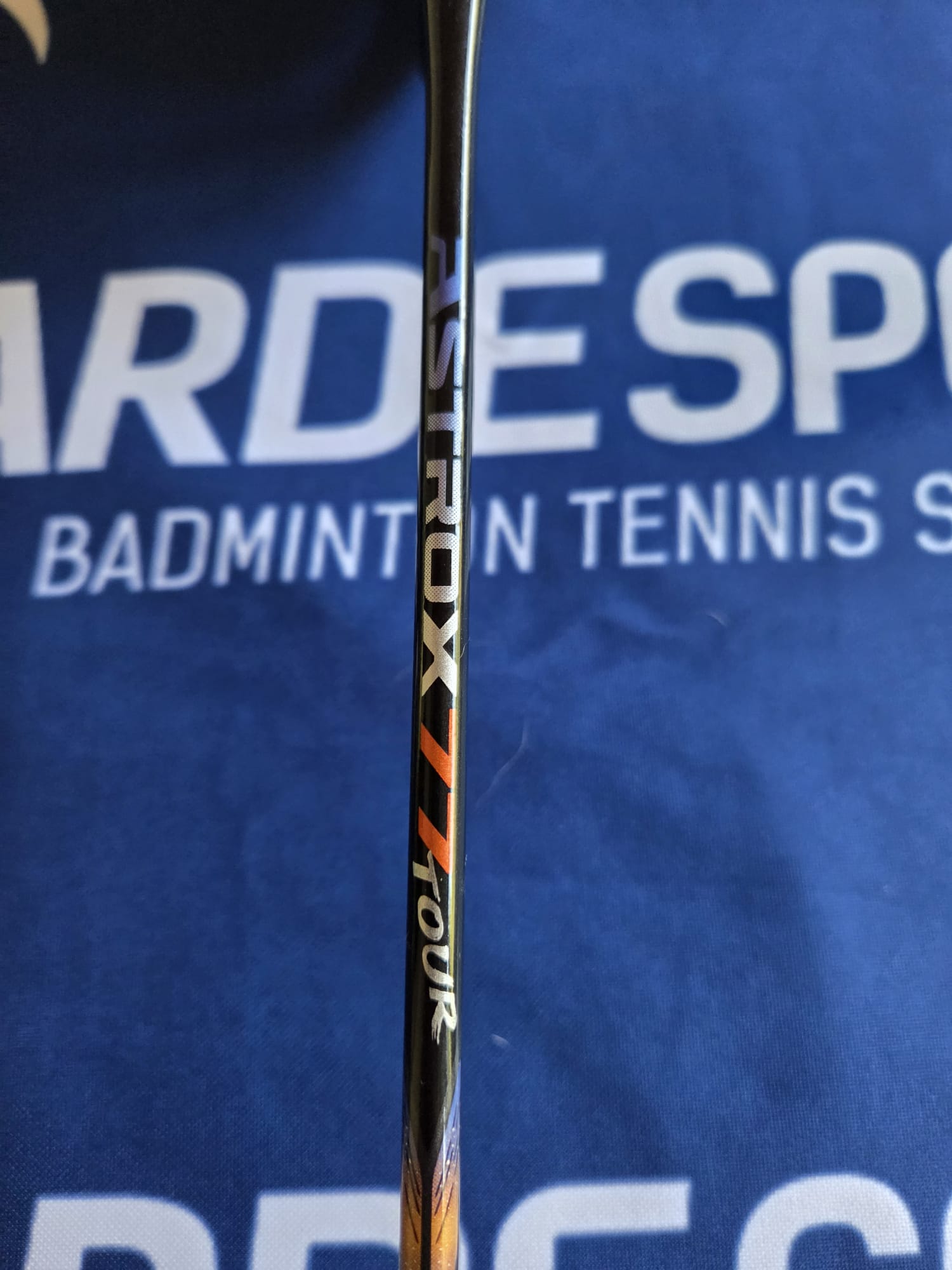 Raquette Yonex Astrox 77 Tour